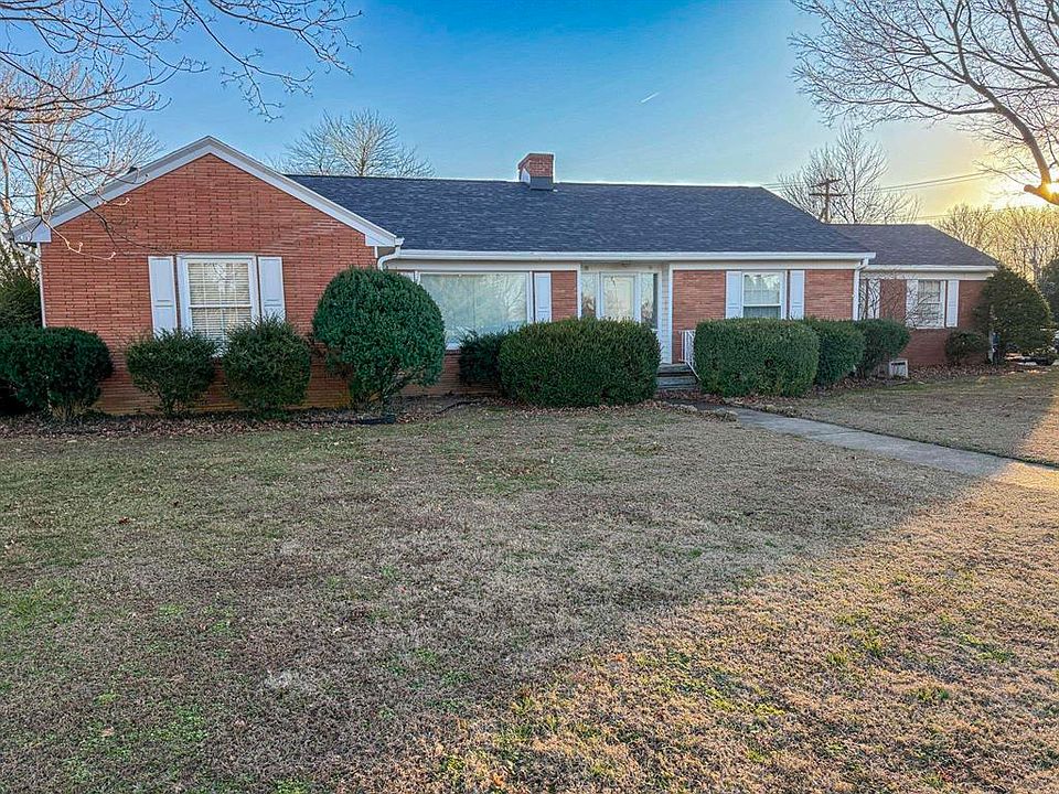 1st image of 1120 College Dr