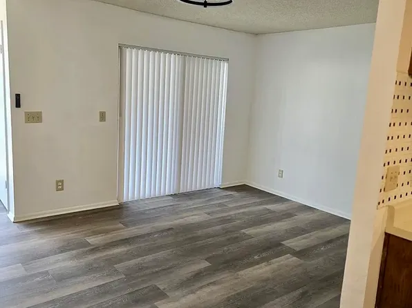 1600 Big Tree Rd, Daytona Beach, FL