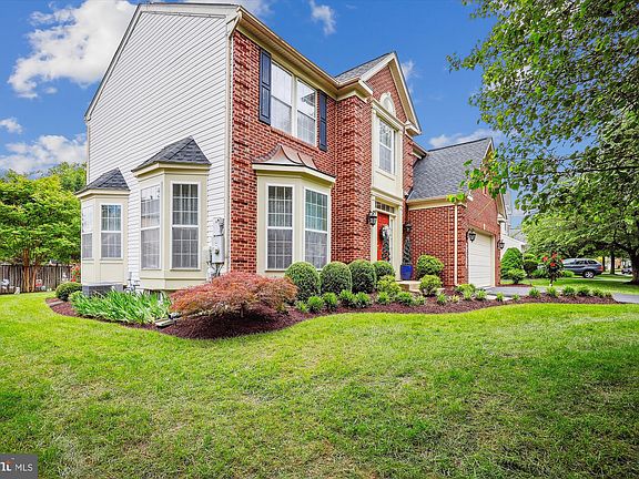 3rd image of 13615 Autumn Trail Dr