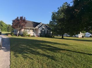 184 Justice Rd, Jacksonville, NC 28540