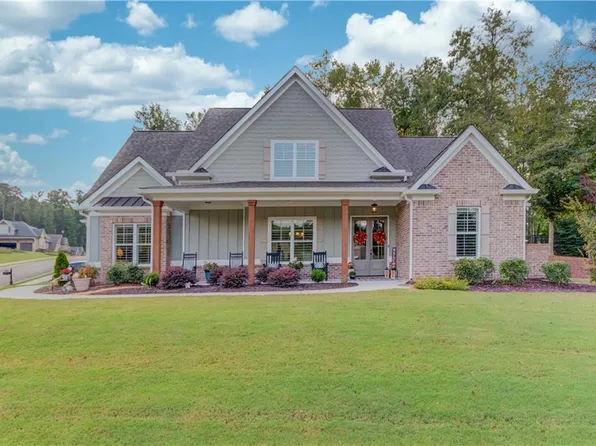 176 Water Oak Trl, Hoschton, GA 30548