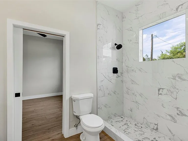18399 Hillsborough Blvd #18399 — Photo 23