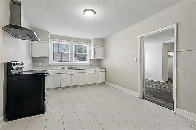 1437 Gallier St — Photo 4