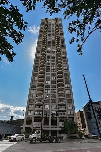 1st image of 2020 N Lincoln Park W APT 20K