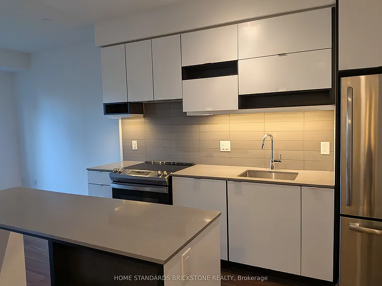 4065 Confederation Pkwy #605 — Photo 16