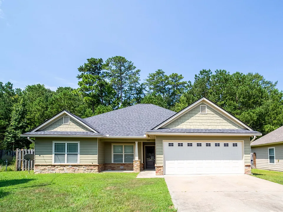 442 Lee Road 2170