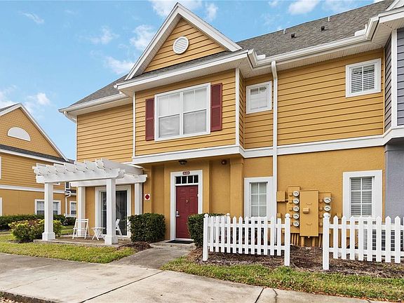 2nd image of 2620 Lodi Cir APT 101