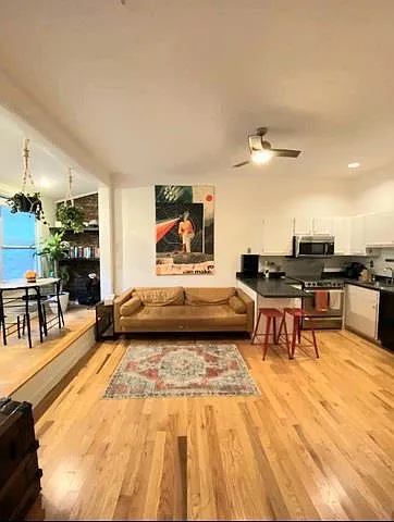 1 bed, 475 sqft, $2,700 — Photo 2