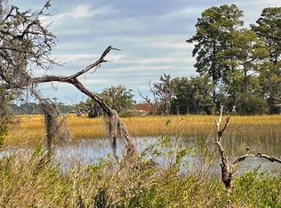 2 Long Island Rd, Hollywood, SC 29449