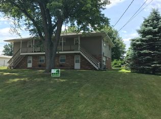 6 Coral Rdg APT B, Bartonville, IL 61607