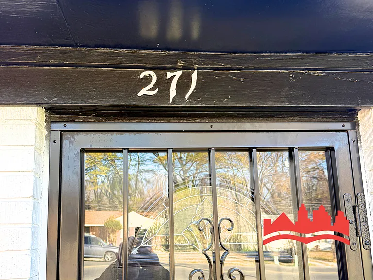 271 W Levi Rd — Photo 2
