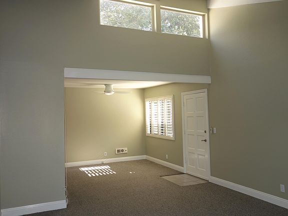 5th image of 33 Dearborn Pl APT 40