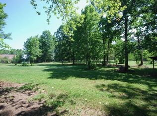 231 Cobb Rd, Jackson, TN 38305