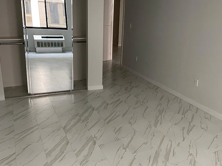 5 Grace Ave #3G — Photo 12