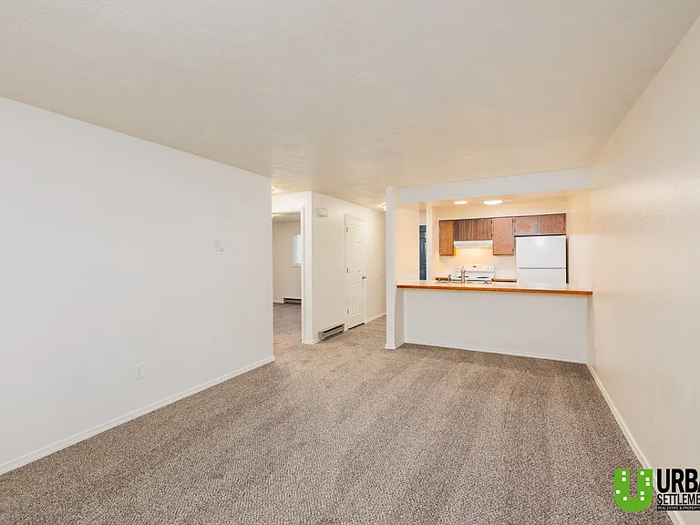 1610 1st St #5 — Photo 5