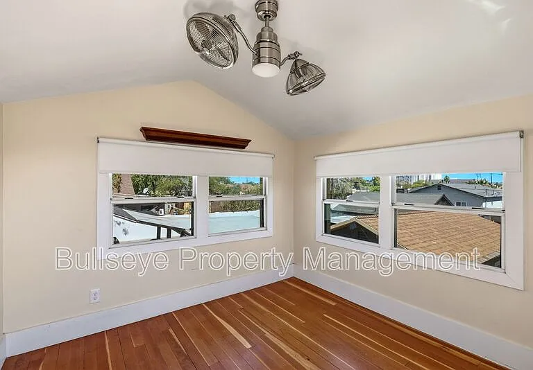 1238 E McKinley St — Photo 28