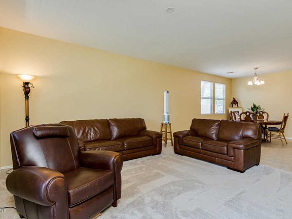 5th image of 2055 E Flintlock Dr