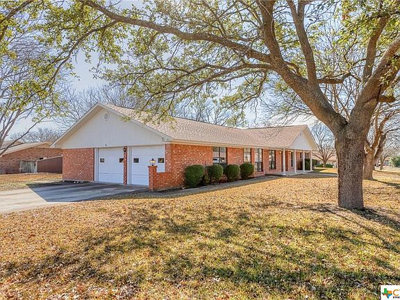 4th image of 207 Cottonwood Dr