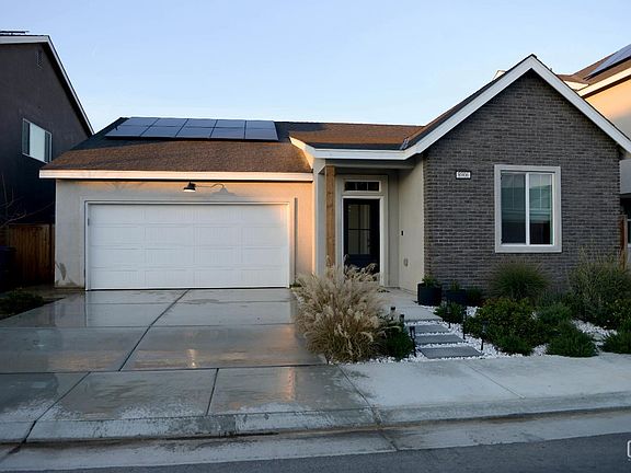 2nd image of 8906 Canyon Sage Dr