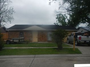 357 Capitol Dr, Avondale, LA 70094