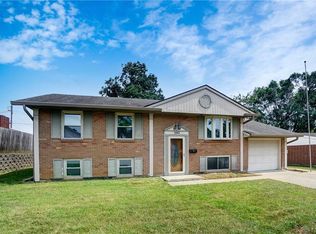 390 Thomas Dr, Franklin, OH