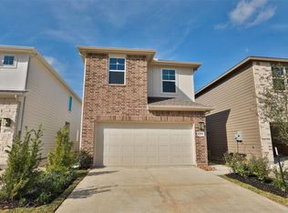 2214 Villa Clara Dr, Friendswood, TX 77546