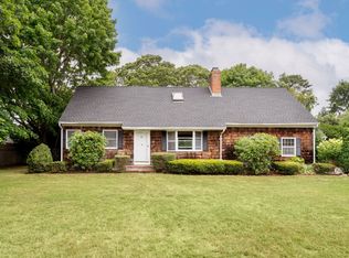 119 Lewis Rd, East Quogue, NY 11942