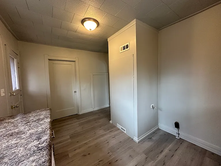 333 Deline Dr — Photo 13