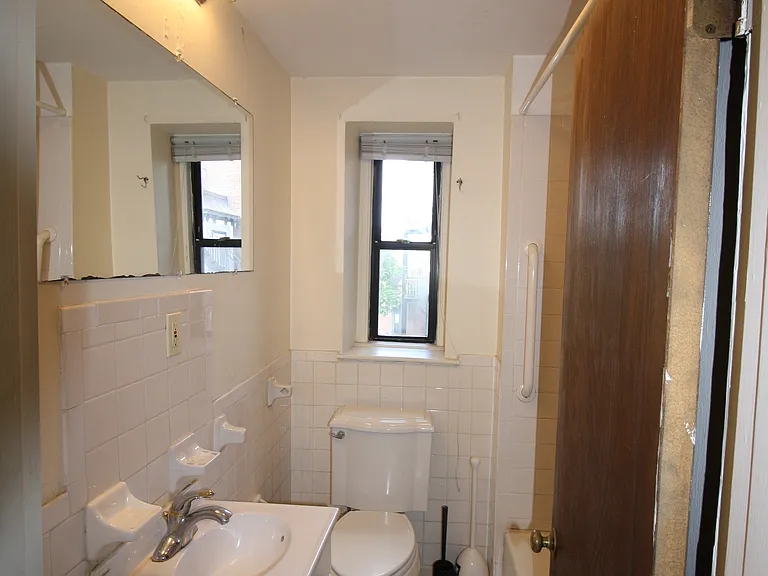 181 Northampton St #3 — Photo 4