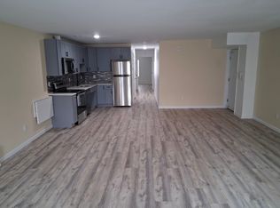 77 E 21st St APT 1, Bayonne, NJ 07002