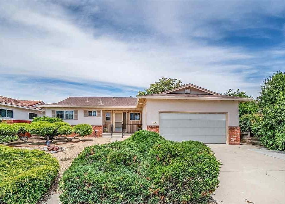 1st image of 1511 Yosemite Dr