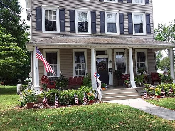 118 S Main St #3