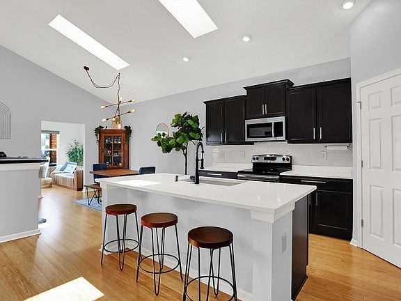 5th image of 18161 Knobstone Way