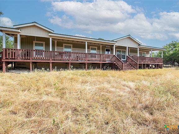 2nd image of 1115 County Road 2732