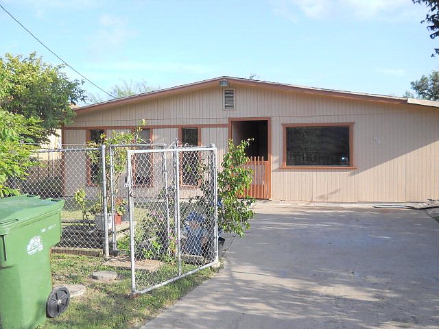 1st image of 64 Angel Dr