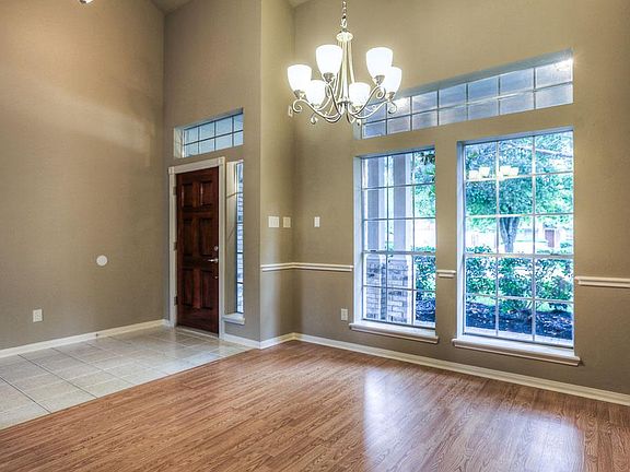 4th image of 7306 Hollow Field Ln