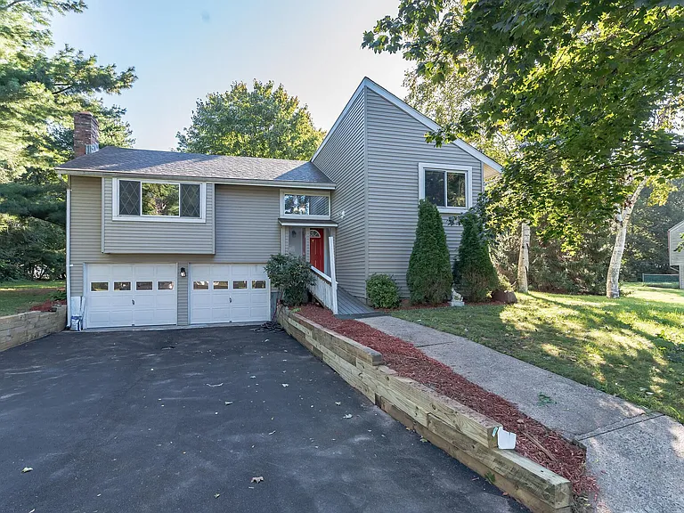 261 Skyline Dr — Photo 41