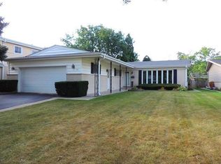 2101 Manor Ln, Park Ridge, IL 60068