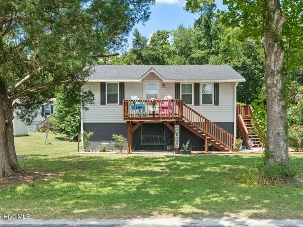 1937 Crusoe Island Road, Whiteville, NC 28472