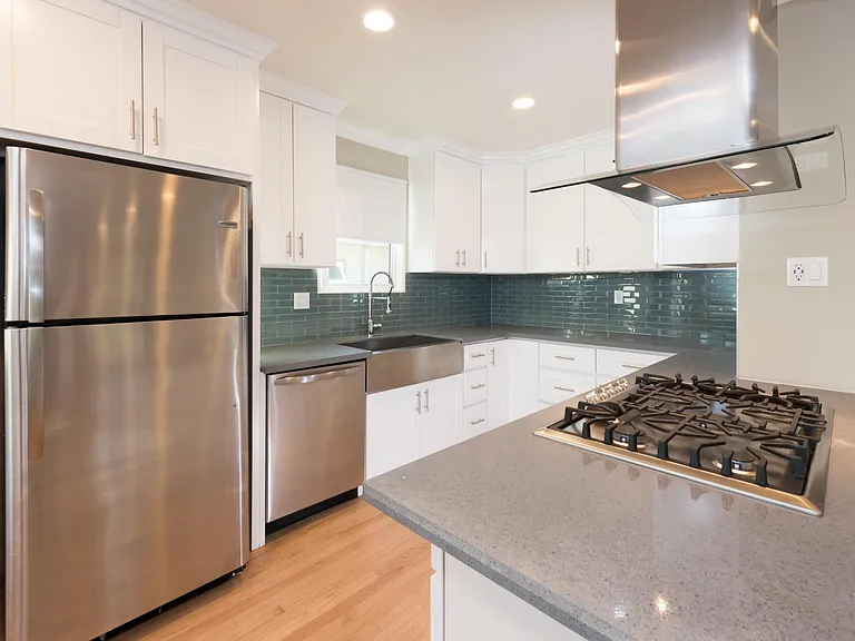 1201 Date Ave — Photo 4