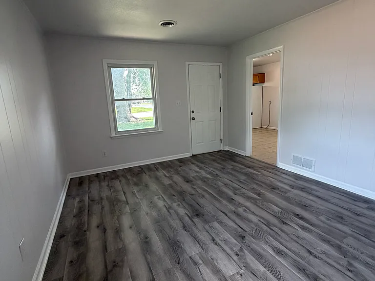 2845 McFarland Ave — Photo 11