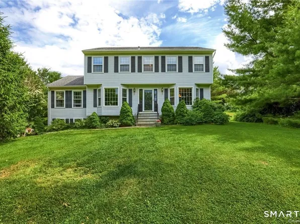 44 Chapin Road, New Milford, CT 06776