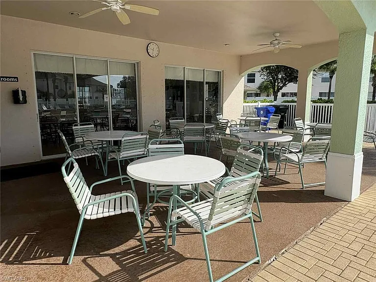 3638 Pine Oak Cir #105 — Photo 22