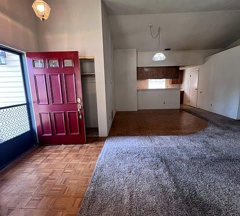 2nd image of 618 Carpenter Way