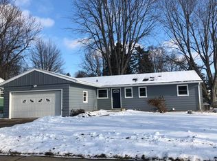 2904 S 2nd Ave, Sioux Falls, SD 57105