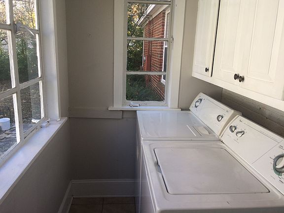 4th image of 3740 Kenwood Ave