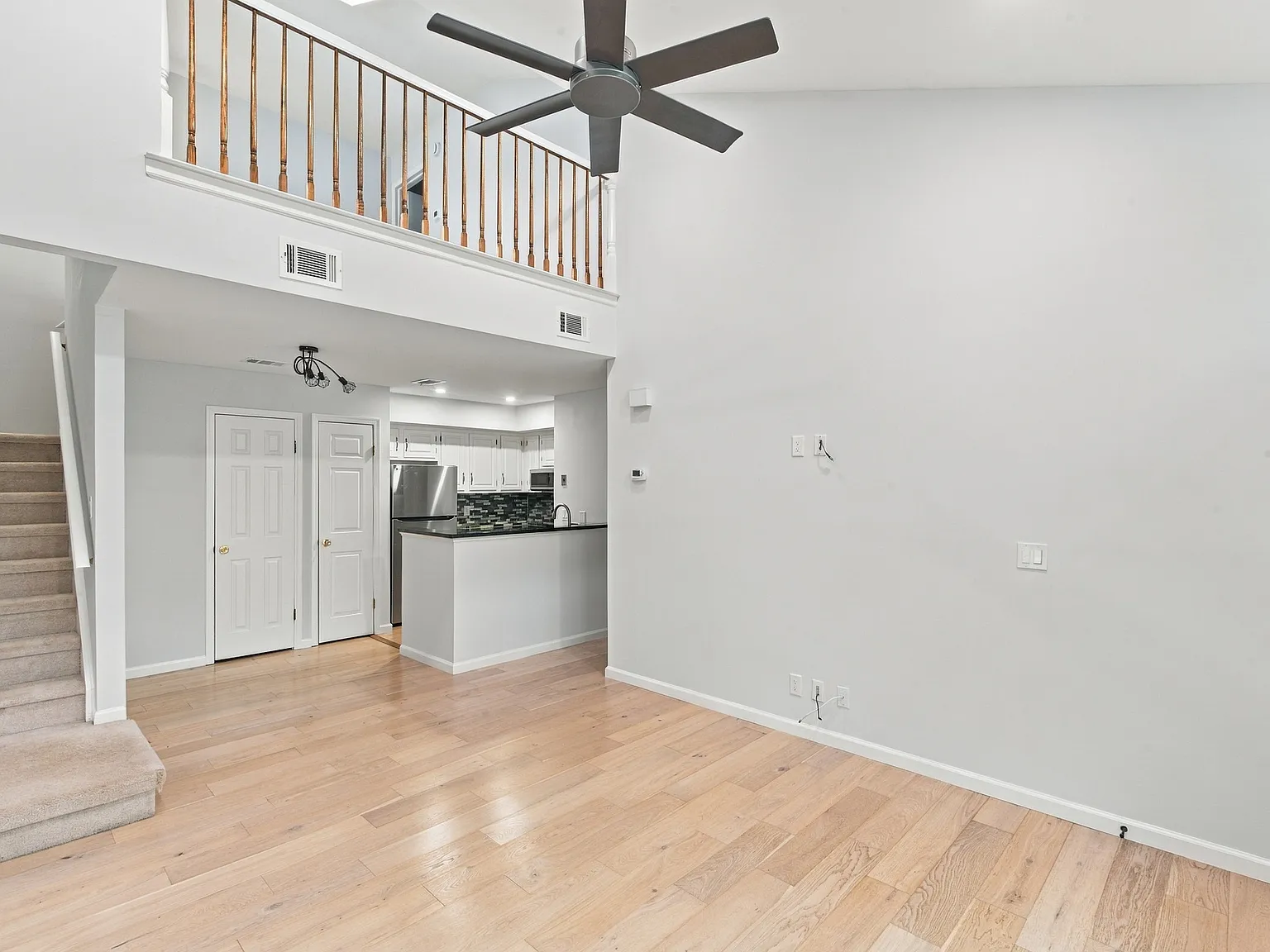 2 bed, 762 sqft, $2,750 — Photo 3