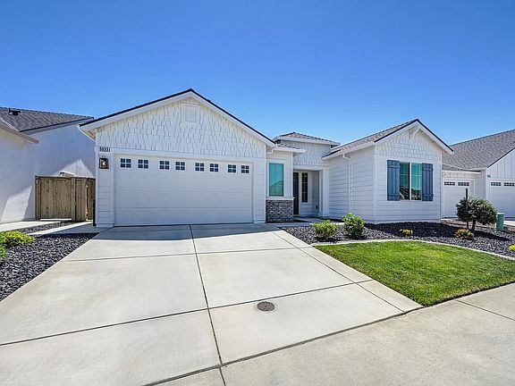 3rd image of 5033 Misty Ridge Dr