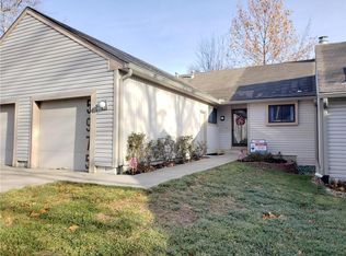 5975 N Bellefontaine Ave, Gladstone, MO 64119