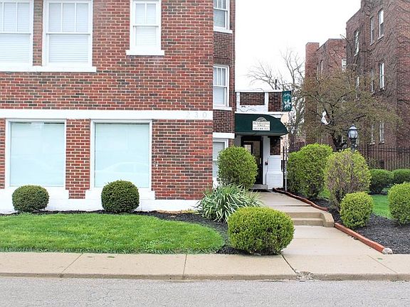 5th image of 230 E 9th St APT 306